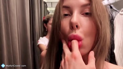 Lezbijke masturbiraju i ližu mačku u trgovini - gin gerson crystal marilyn